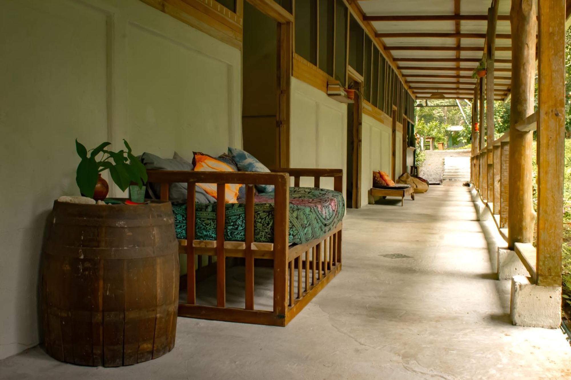 Smile Jungle Hostel Puerto Viejo de Talamanca Экстерьер фото